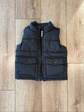 Old Navy black 18-24 months puffer vest